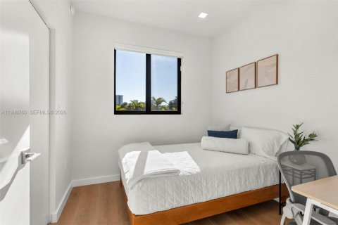 Touwnhouse à louer à Miami, Floride: 4 chambres, 161.19 m2 № 2051039 - photo 11