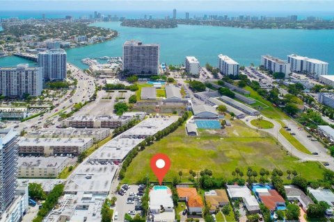 Casa en venta en North Bay Village, Florida, 3 dormitorios, 170.57 m2 № 1691739 - foto 7
