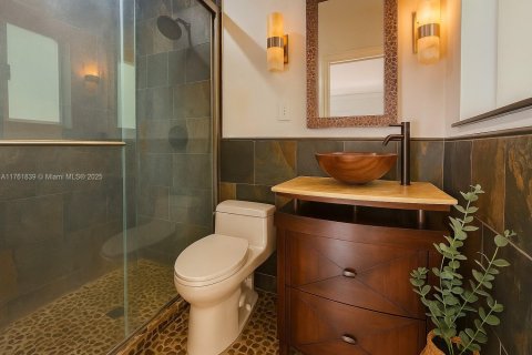 Casa en venta en North Bay Village, Florida, 3 dormitorios, 170.57 m2 № 1691739 - foto 14