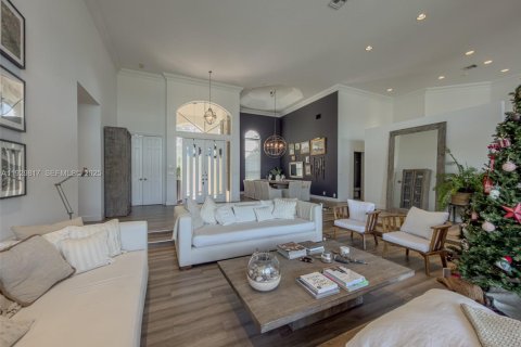 Casa en venta en Weston, Florida, 7 dormitorios, 444.72 m2 № 2034163 - foto 22