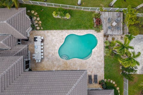 Casa en venta en Weston, Florida, 7 dormitorios, 444.72 m2 № 2034163 - foto 12