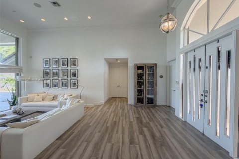 Casa en venta en Weston, Florida, 7 dormitorios, 444.72 m2 № 2034163 - foto 17