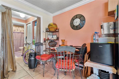 Commercial property in Hollywood, Florida 162.21 sq.m. № 1865689 - photo 16