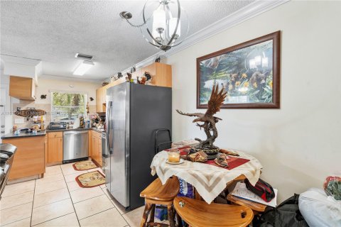 Commercial property in Hollywood, Florida 162.21 sq.m. № 1865689 - photo 24
