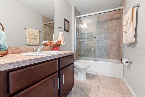 Casa en venta en Zephyrhills, Florida, 2 dormitorios, 99.78 m2 № 1634233 - foto 13