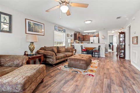 Casa en venta en Zephyrhills, Florida, 2 dormitorios, 99.78 m2 № 1634233 - foto 6