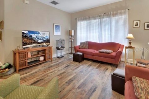 Adosado en venta en DeLand, Florida, 3 dormitorios, 155.61 m2 № 2167563 - foto 28