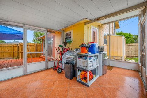 House in Saint Petersburg, Florida 2 bedrooms, 74.32 sq.m. № 1817251 - photo 22