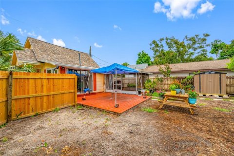 House in Saint Petersburg, Florida 2 bedrooms, 74.32 sq.m. № 1817251 - photo 18