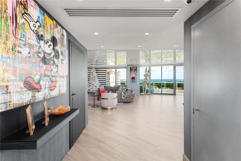 Condo in Aventura, Florida, 2 bedrooms № 1971274 - photo 2