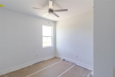 House in Rotonda, Florida 3 bedrooms, 189.71 sq.m. № 1526745 - photo 11
