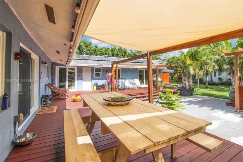 Villa ou maison à vendre à Homestead, Floride: 3 chambres, 243.13 m2 № 2008935 - photo 28