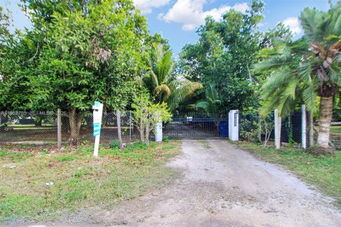 Villa ou maison à vendre à Homestead, Floride: 3 chambres, 243.13 m2 № 2008935 - photo 23