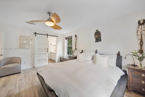 Купить виллу или дом в Майами, Флорида 3 спальни, 164.99м2, № 2050632 - фото 16