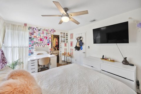 Купить виллу или дом в Майами, Флорида 3 спальни, 164.99м2, № 2050632 - фото 22