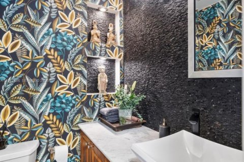 Купить виллу или дом в Майами, Флорида 3 спальни, 164.99м2, № 2050632 - фото 14