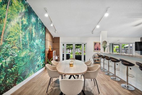 Купить виллу или дом в Майами, Флорида 3 спальни, 164.99м2, № 2050632 - фото 4