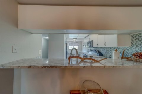 Condominio en alquiler en Seminole, Florida, 2 dormitorios, 110.09 m2 № 1687708 - foto 11