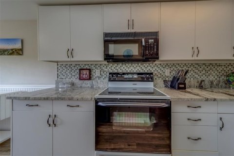 Copropriété à louer à Seminole, Floride: 2 chambres, 110.09 m2 № 1687708 - photo 8