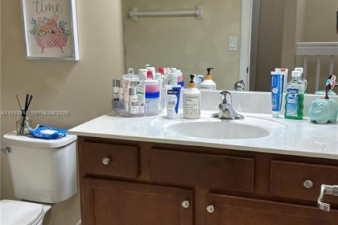 Townhouse in Parkland, Florida 3 bedrooms, 174.19 sq.m. № 2035195 - photo 19