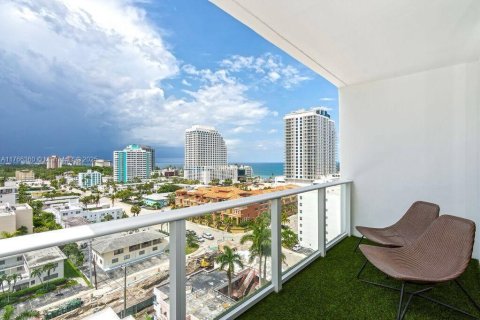Condominio en venta en Fort Lauderdale, Florida, 1 dormitorio, 78.97 m2 № 1867426 - foto 20
