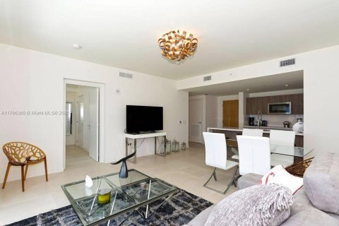 Condominio en venta en Fort Lauderdale, Florida, 1 dormitorio, 78.97 m2 № 1867426 - foto 7