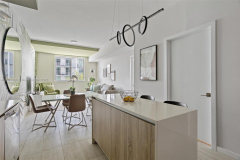 Copropriété à vendre à Miami, Floride: 1 chambre, 72.56 m2 № 1926975 - photo 6