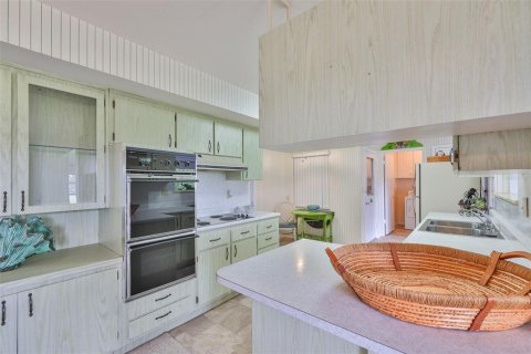 Купить виллу или дом в Сан-Сити-Центр, Флорида 10 комнат, 172.05м2, № 1915402 - фото 10