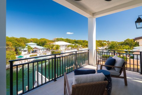 Купить виллу или дом в Ки-Ларго, Флорида 4 спальни, 394.93м2, № 2026440 - фото 24