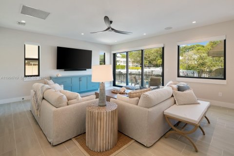 Купить виллу или дом в Ки-Ларго, Флорида 4 спальни, 394.93м2, № 2026440 - фото 13