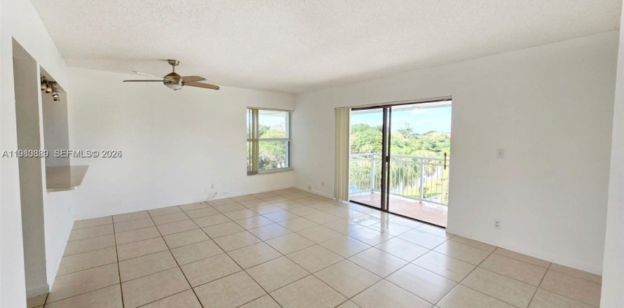 Condo in Plantation, Florida, 1 bedroom  № 2043756