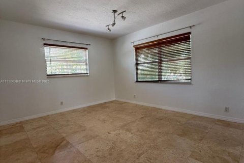 Condo in Fort Lauderdale, Florida, 2 bedrooms № 1796348 - photo 8