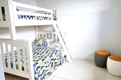 Villa ou maison à louer à Miami, Floride: 3 chambres, 142.51 m2 № 1950512 - photo 26