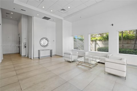 Condominio en alquiler en Miami Beach, Florida, 1 dormitorio, 87.24 m2 № 2084902 - foto 28
