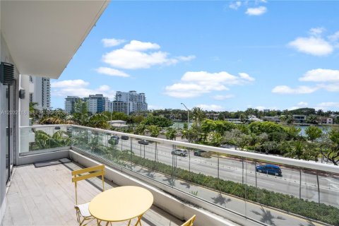 Condominio en alquiler en Miami Beach, Florida, 1 dormitorio, 87.24 m2 № 2084902 - foto 17