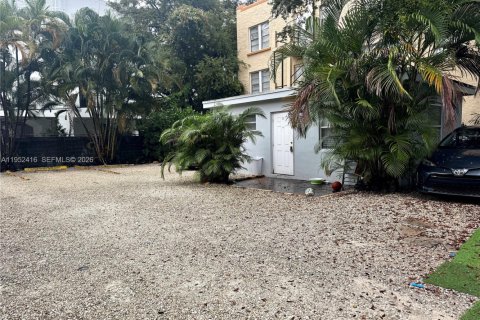 Купить коммерческую недвижимость в Майами, Флорида 253.62м2, № 2054415 - фото 4