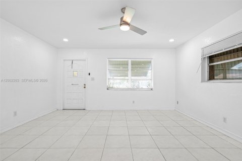 Casa en venta en Tamarac, Florida, 2 dormitorios, 98.66 m2 № 2067751 - foto 6