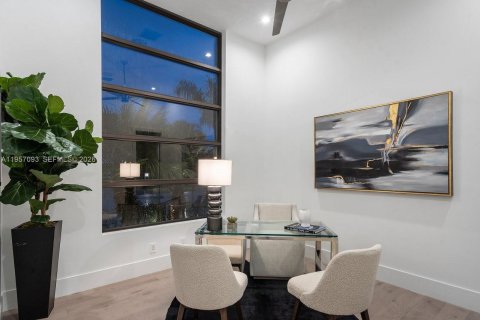 House in Boca Raton, Florida 6 bedrooms, 456.15 sq.m. № 2031393 - photo 18