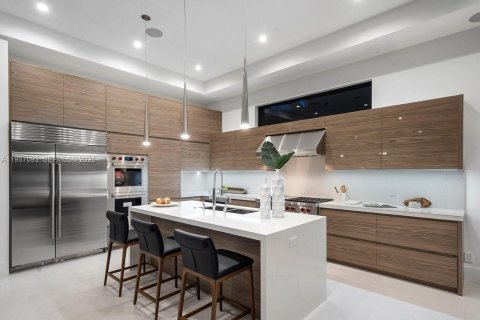 House in Boca Raton, Florida 6 bedrooms, 456.15 sq.m. № 2031393 - photo 16