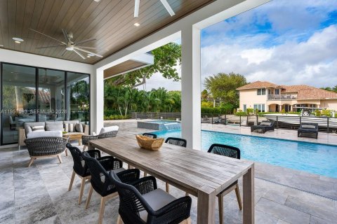 House in Boca Raton, Florida 6 bedrooms, 456.15 sq.m. № 2031393 - photo 5