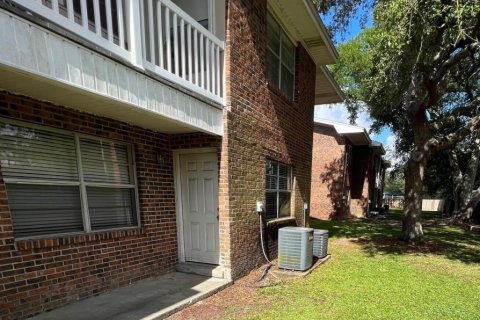 Copropriété à louer à Fort Walton Beach, Floride: 2 chambres, 91.04 m2 № 562306 - photo 1