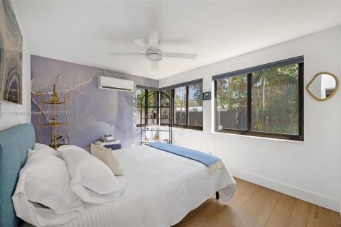 Casa en venta en Fort Lauderdale, Florida, 3 dormitorios, 135.27 m2 № 1861318 - foto 26
