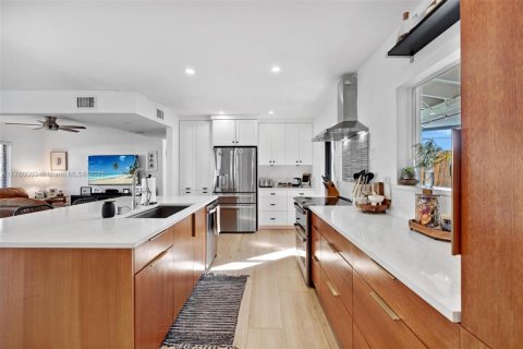 Casa en venta en Fort Lauderdale, Florida, 3 dormitorios, 135.27 m2 № 1861318 - foto 1