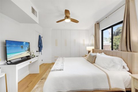 Casa en venta en Fort Lauderdale, Florida, 3 dormitorios, 135.27 m2 № 1861318 - foto 19