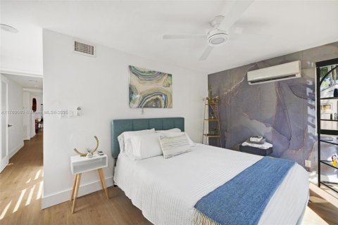 Casa en venta en Fort Lauderdale, Florida, 3 dormitorios, 135.27 m2 № 1861318 - foto 27
