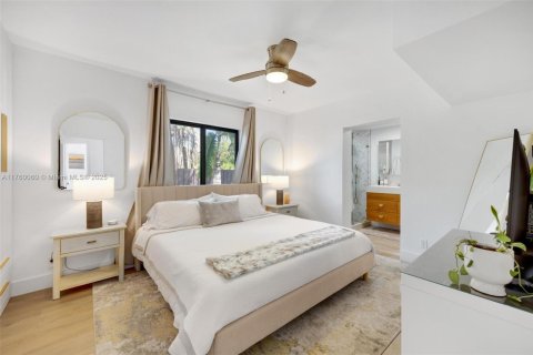 Casa en venta en Fort Lauderdale, Florida, 3 dormitorios, 135.27 m2 № 1861318 - foto 18