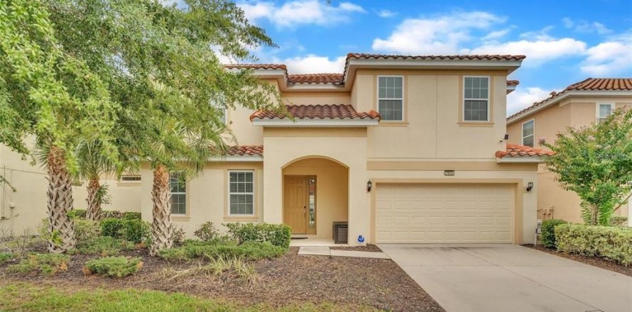 House in Davenport, Florida 11 bedrooms, 453.36 sq.m. № 1588660