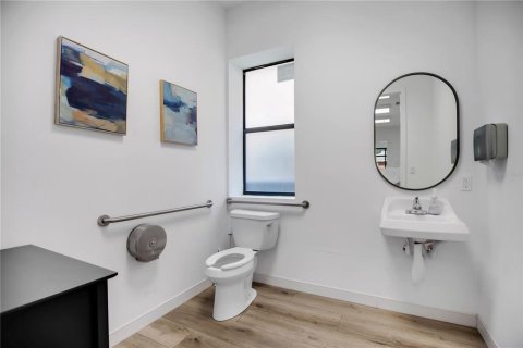 Immobilier commercial à louer à Longwood, Floride: 247.12 m2 № 2436737 - photo 23