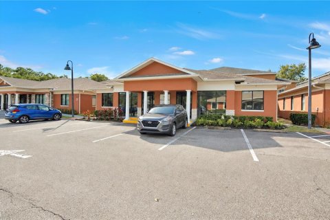 Immobilier commercial à louer à Longwood, Floride: 247.12 m2 № 2436737 - photo 2