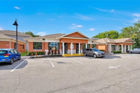 Immobilier commercial à louer à Longwood, Floride: 247.12 m2 № 2436737 - photo 3